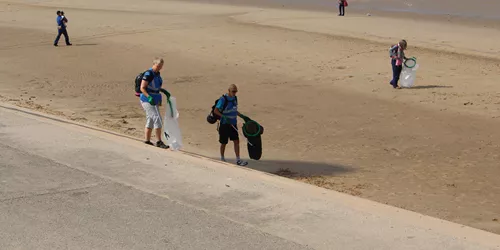 Blackpool beach clean