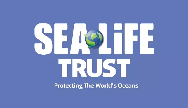 SEA LIFE Trust Blue Bg