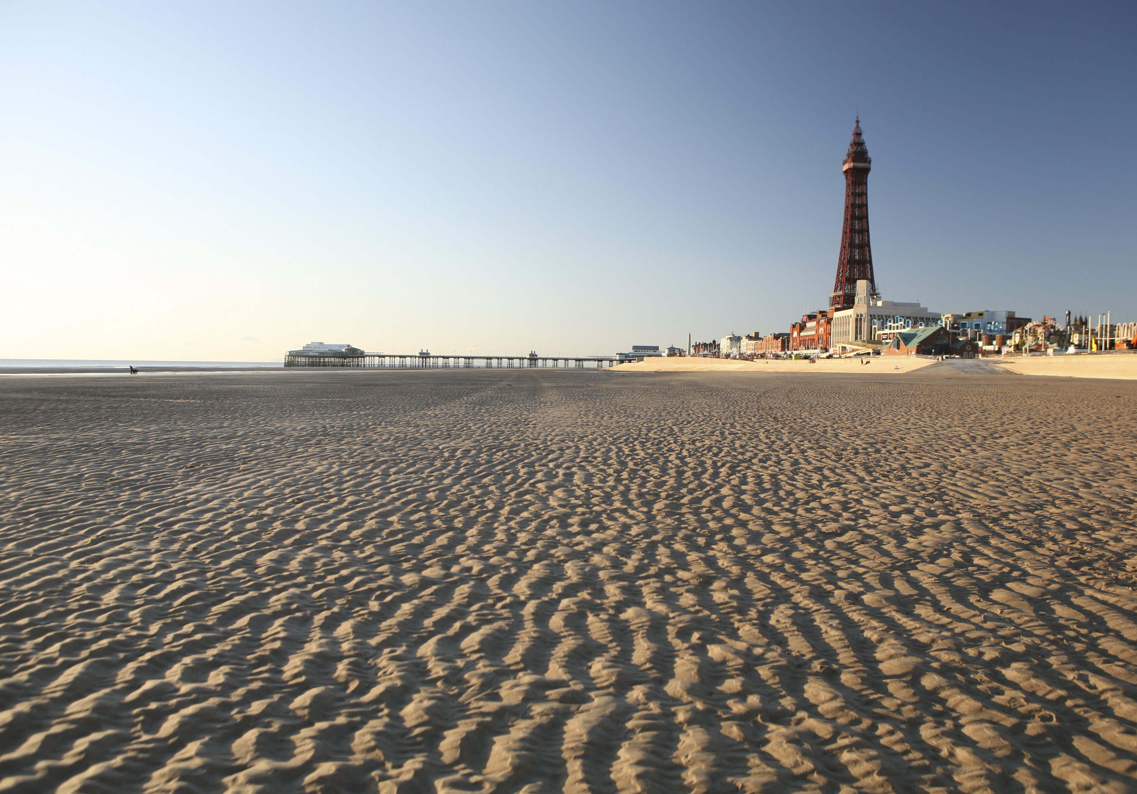 Beach Clean Blackpool Tower