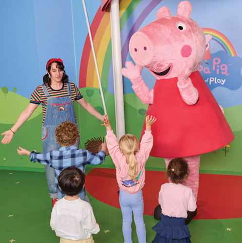 Younger kids playing at Peppa Pig World of Play.