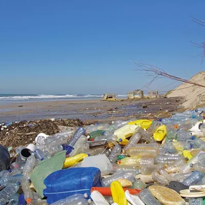 Plastic waste on the ocean