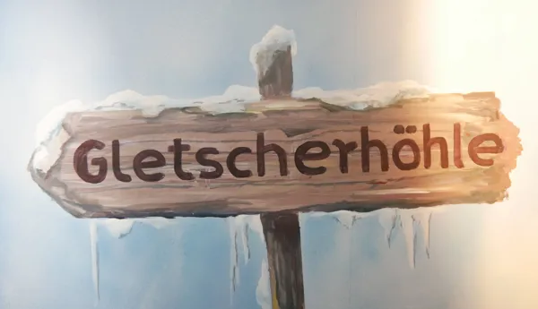 Gletscherhöhle Min