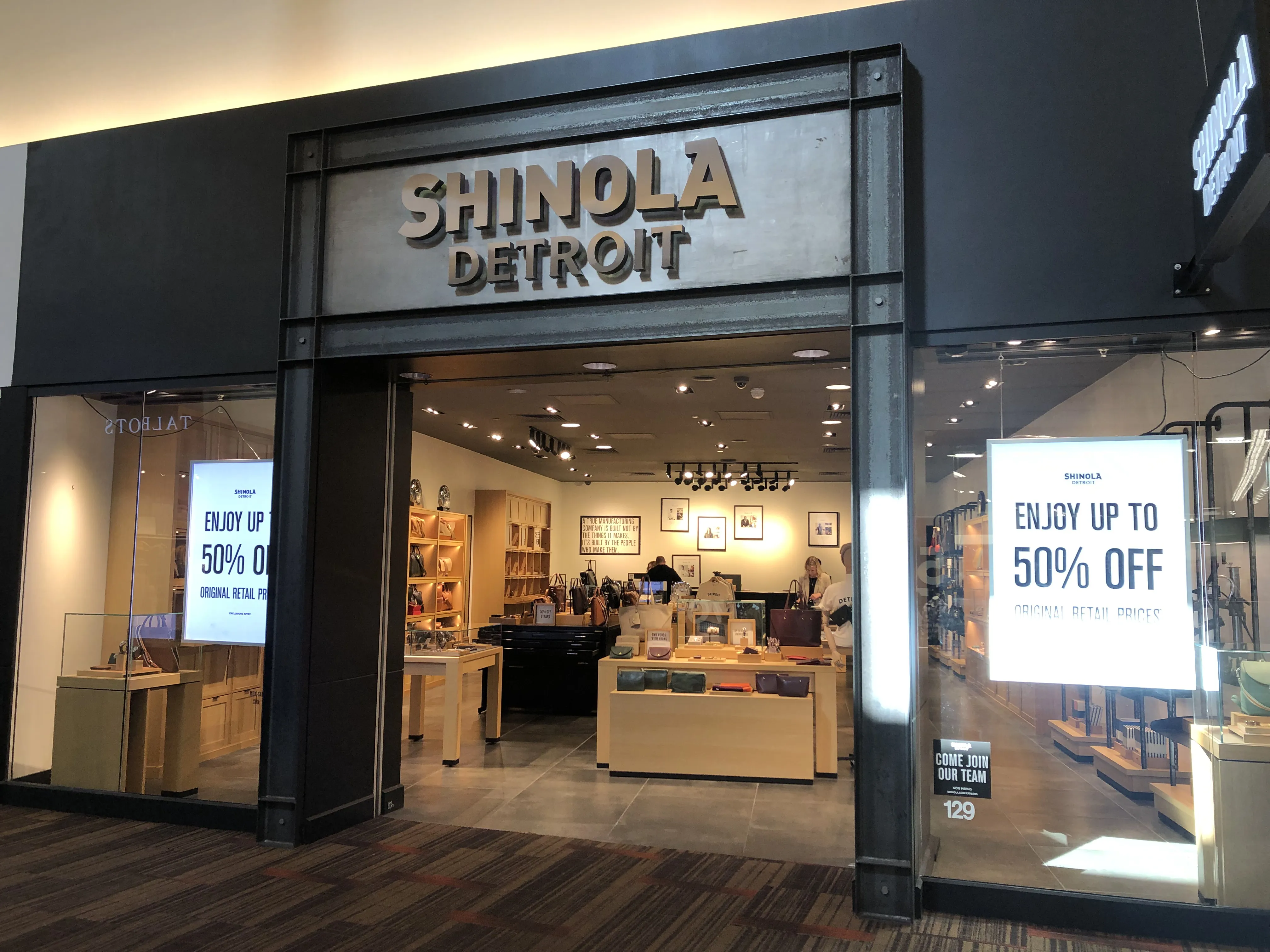 Shinola Store Great Lakes Crossing Outlets