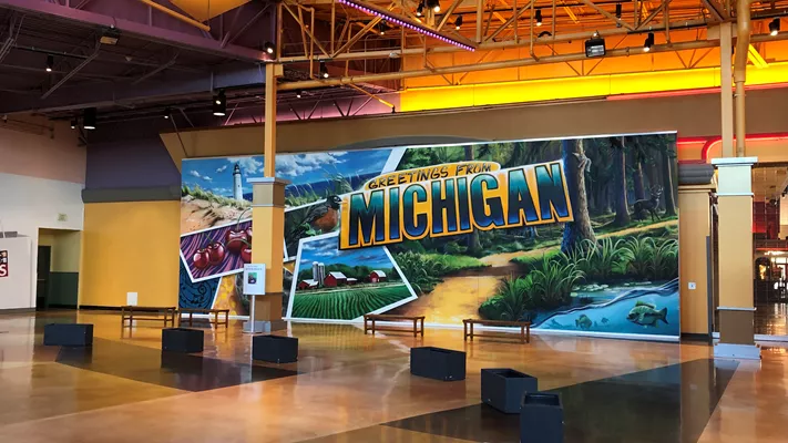 Michigan Mural Great Lakes Crossing Outlet