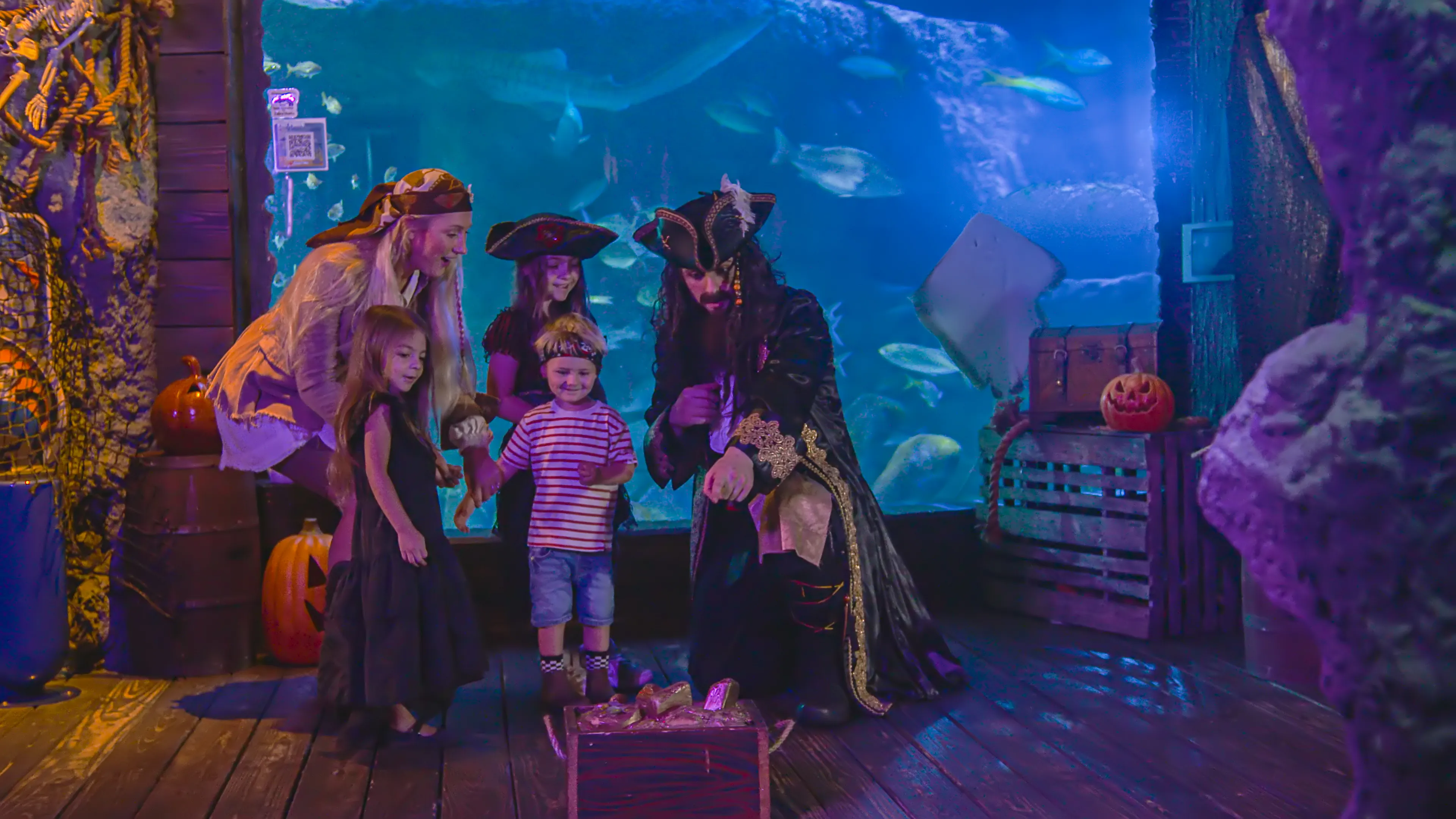 Pirates Of The Haunted Seas Captain With Kids
