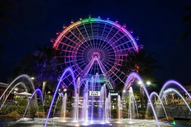 The WHEEL at ICON Park | SEA LIFE Orlando Aquarium