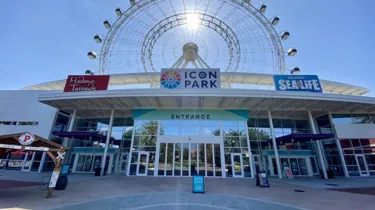 ICON Park | SEA LIFE Orlando Aquarium