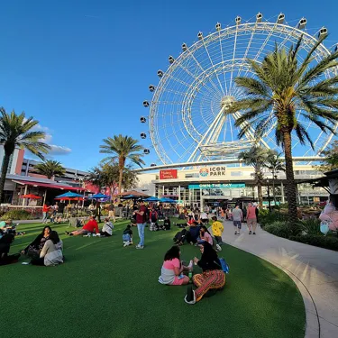 ICON Park | SEA LIFE Orlando Aquarium
