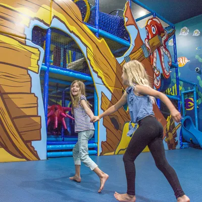Family Shipwreck Shores Playzone Girls (2)