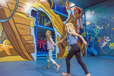 Family Shipwreck Shores Playzone Girls (2)