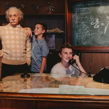 Guests Interacting With Albert Einstein (1)