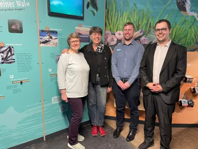 Dagmar Struß (NABU), Marion Jahnke, Andreas Schulz (SEA LIFE), Alexander Schulz (NABU)